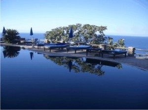 Piscina a Ischia vista mare - www.scuoladirespiro.org